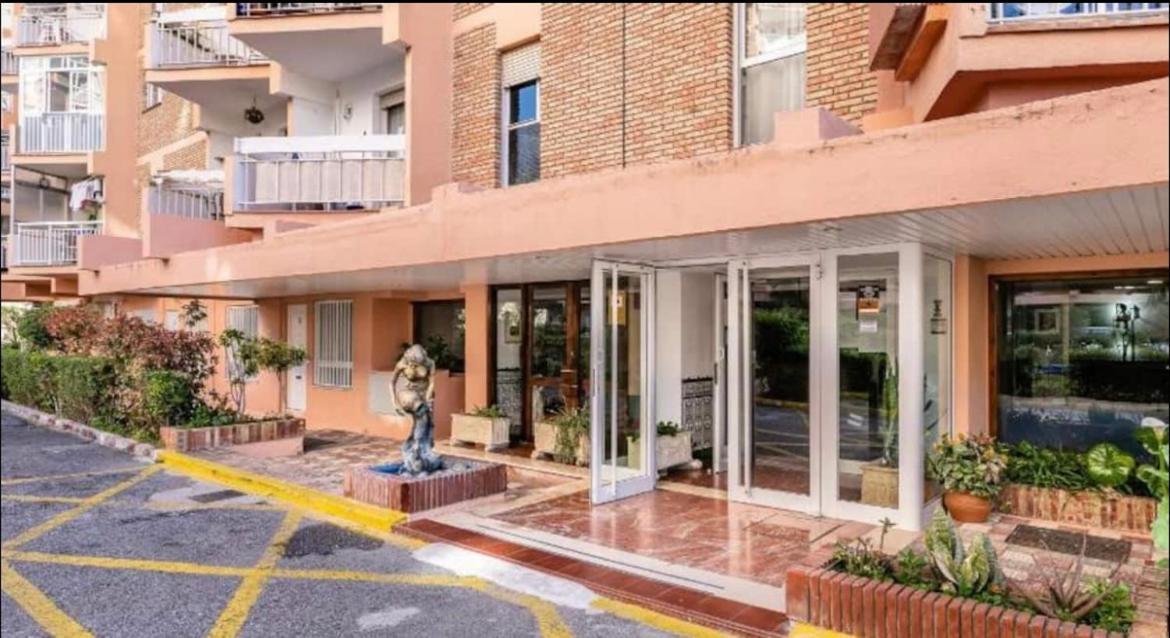 Piso Centrico En Calle Luis Vives 1, Benalmádena Εξωτερικό φωτογραφία